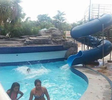 Ecologic Park Ap 2 Quartos Para 7 Pessoas 1Park Aquatico 10 Piscinas Termais 카우다스노바스 외부 사진